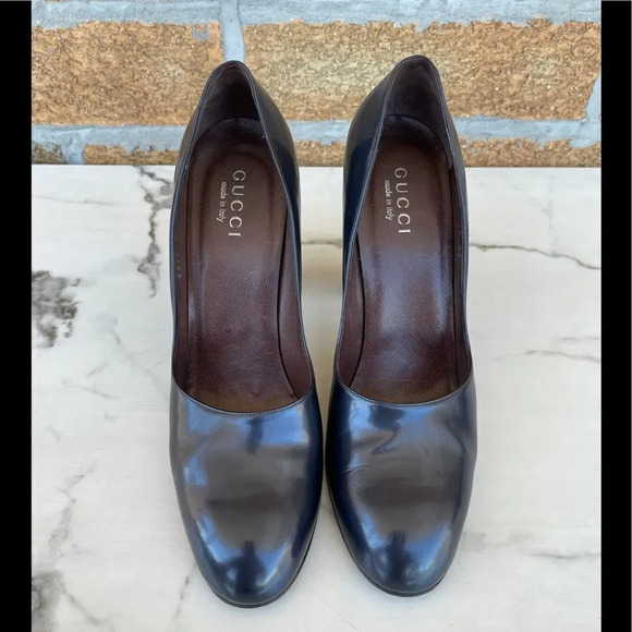 Gucci gray/black heels size 10B - Picture 6 of 11